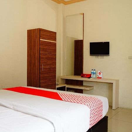 Hotel Golden Vella 邦加槟榔 外观 照片