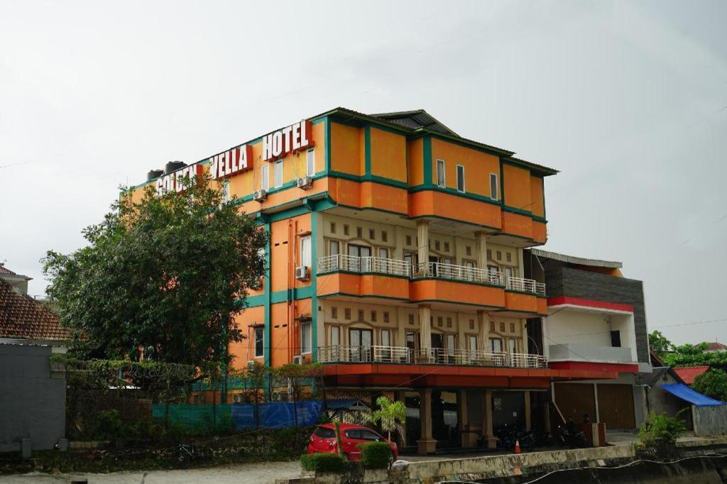 Hotel Golden Vella 邦加槟榔 外观 照片