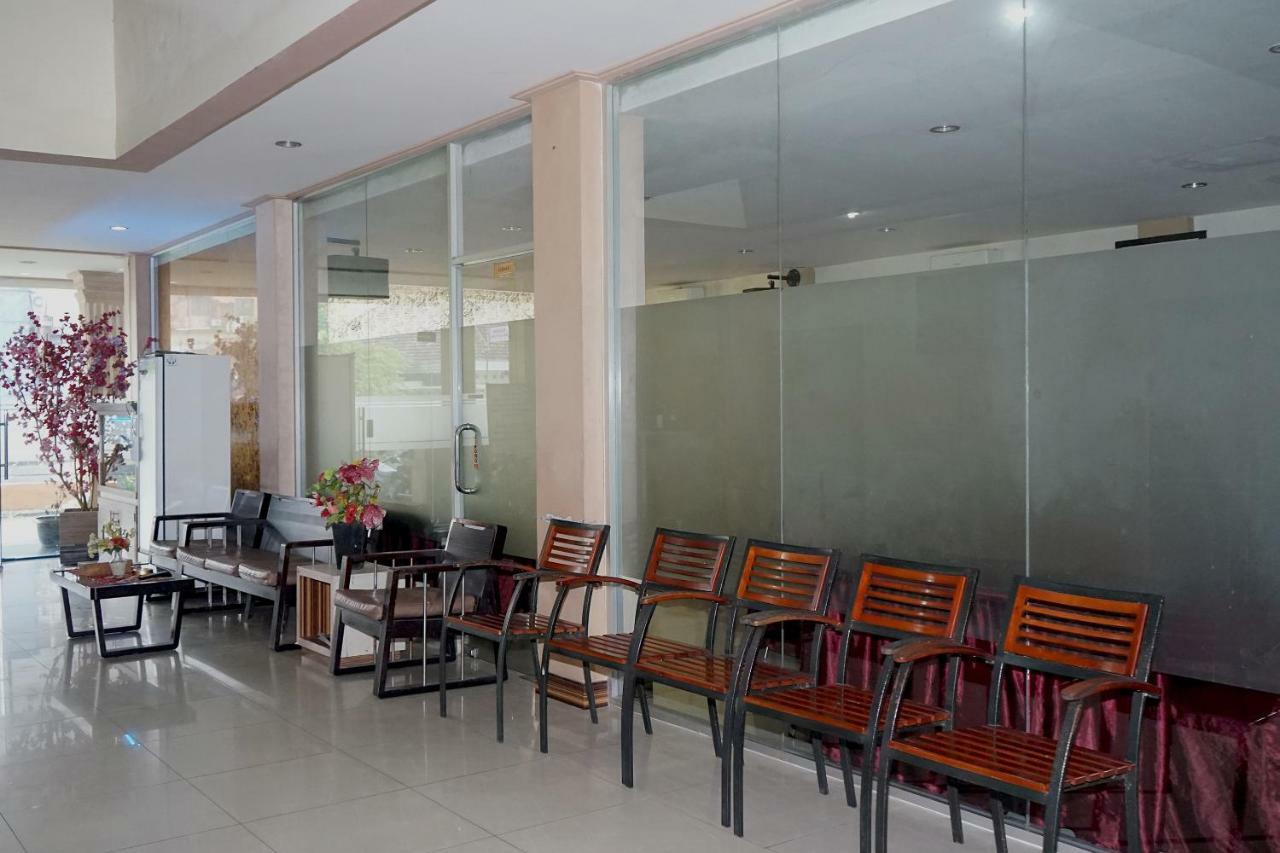 Hotel Golden Vella 邦加槟榔 外观 照片